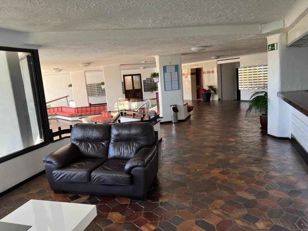 Cozy Apartment In The Center Of Costa Adeje On The 1St Coastline Luaran gambar