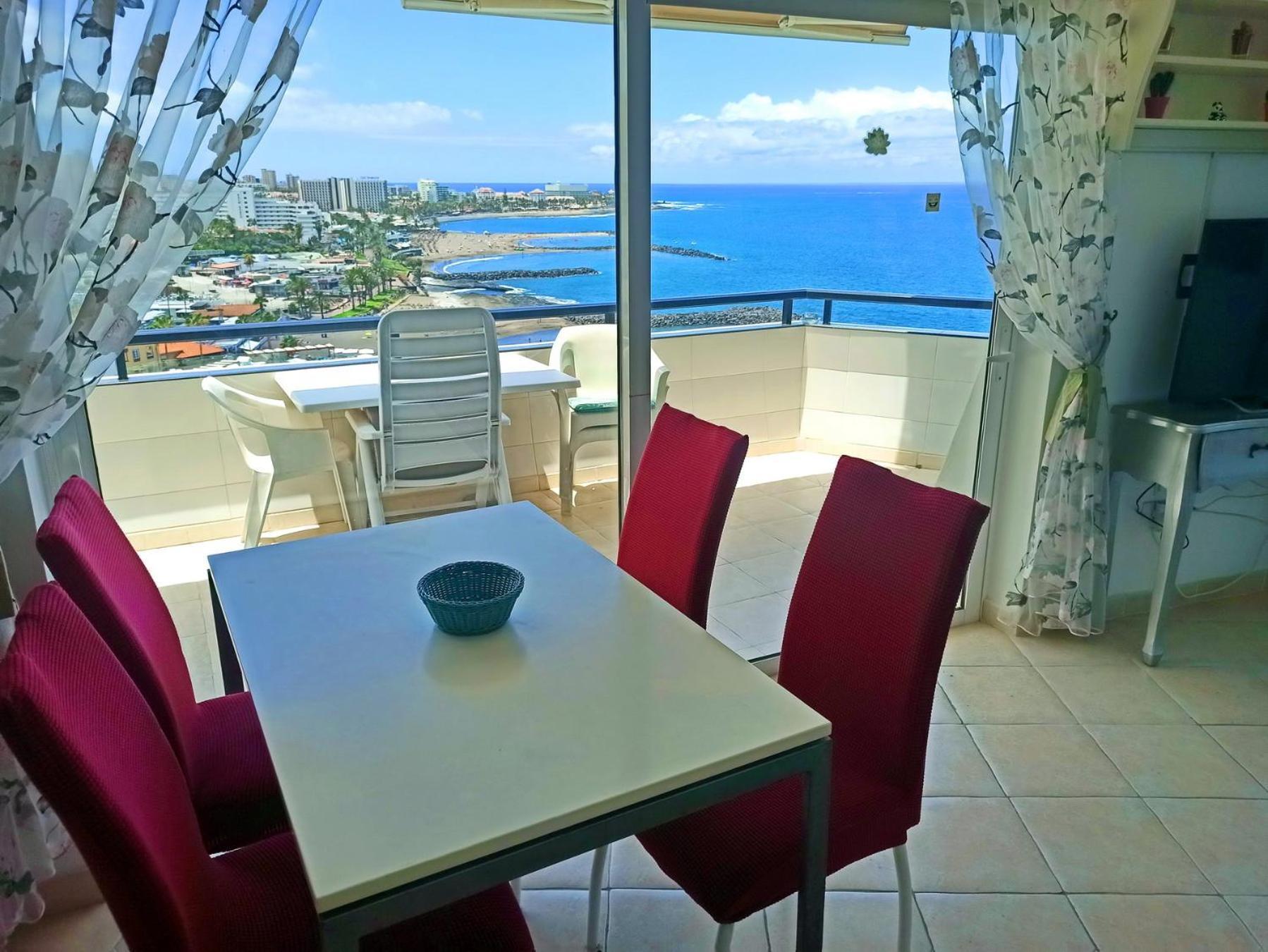 Cozy Apartment In The Center Of Costa Adeje On The 1St Coastline Luaran gambar